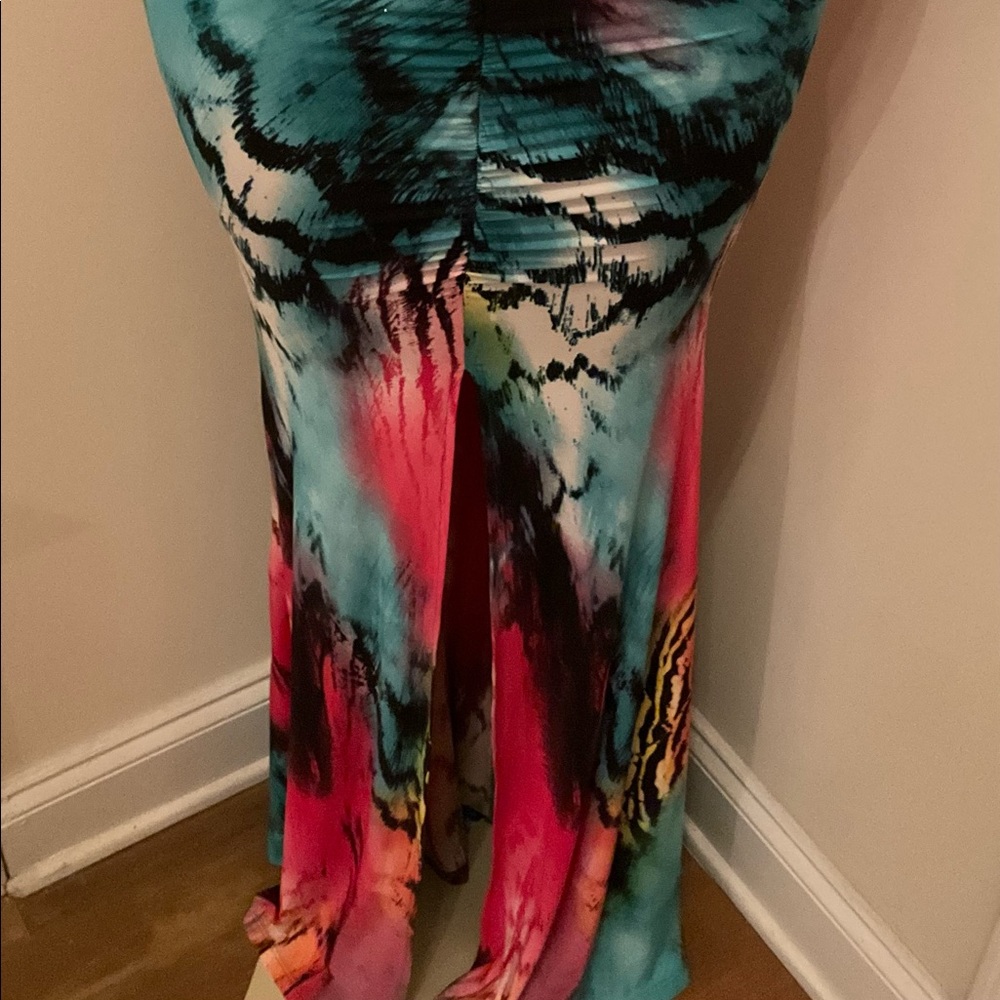Mermaid Dress with cutout and Split - Picture 6 of 8